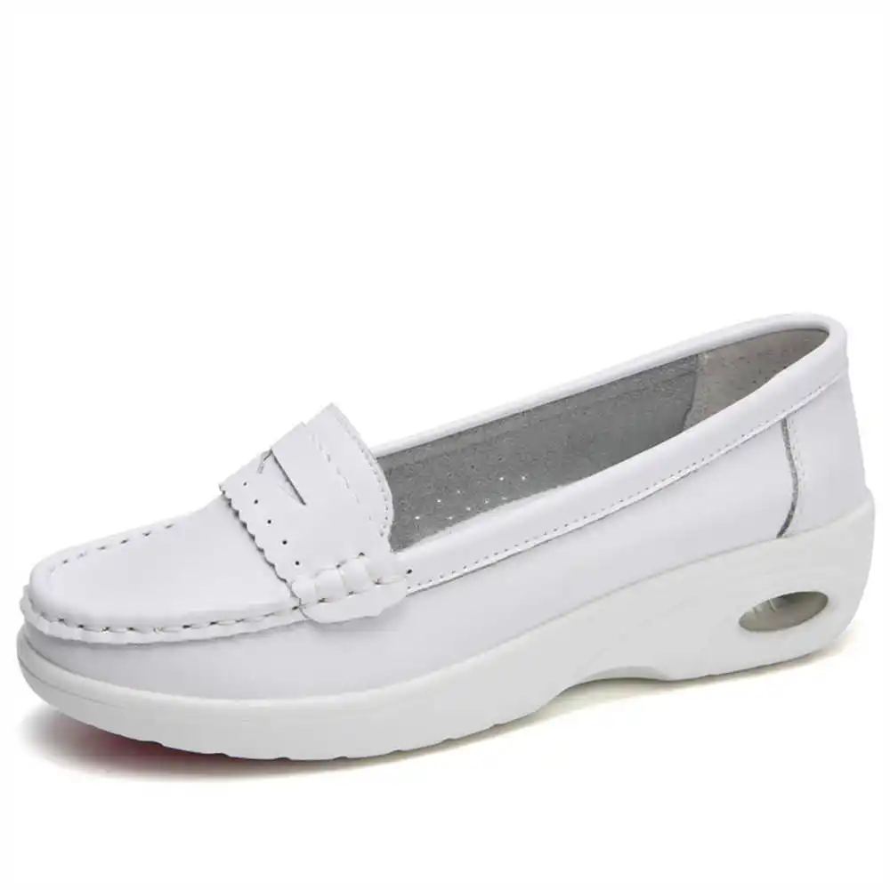 Thick Sole Slipon White Traine - Formal Upper Wear For Men Winter recension och pris