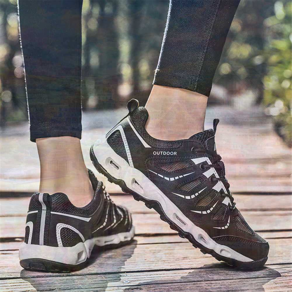Sumer Round Tip Silver Sneaker - Men Formal Wear Black And White recension och pris