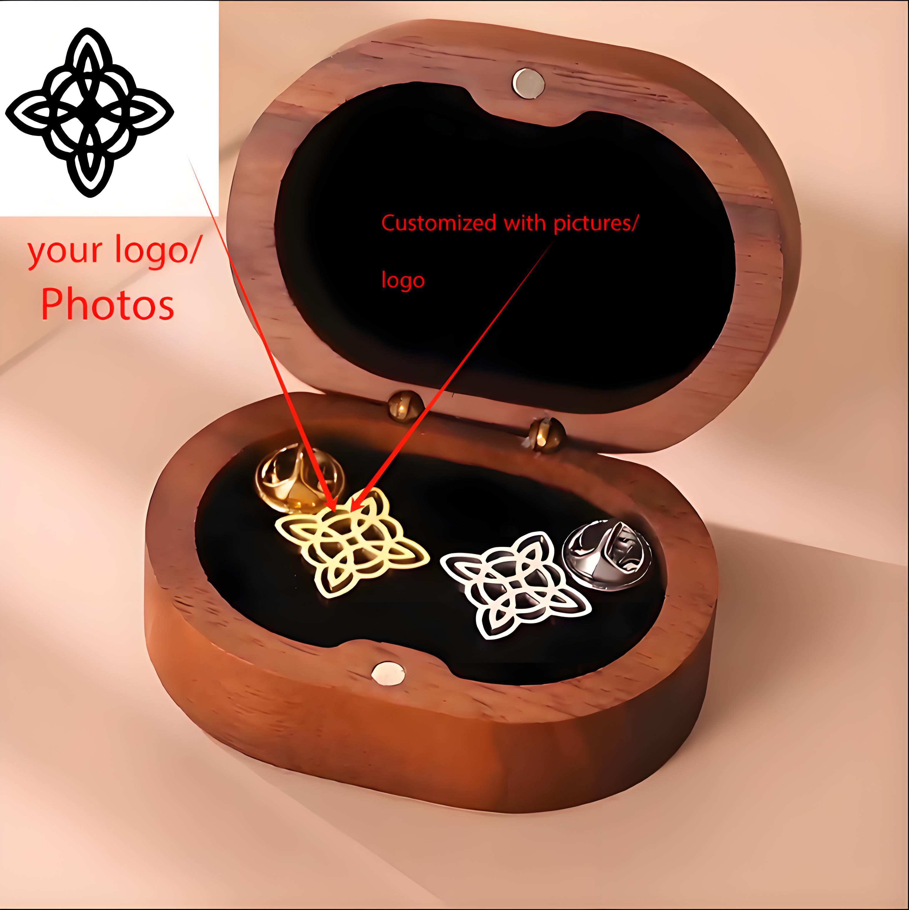 High - End Custom Logo Brooch  - Men'S Formal Wear Jewelry recension och pris